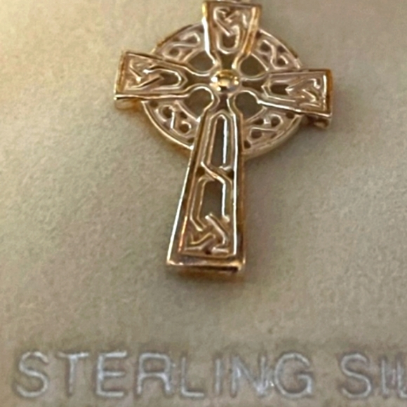 Genuine Celtic Cross Etched in Gold 🪙 Presented in Beautiful Gift Gaelic 🎁 NWT - Picture 5 of 8